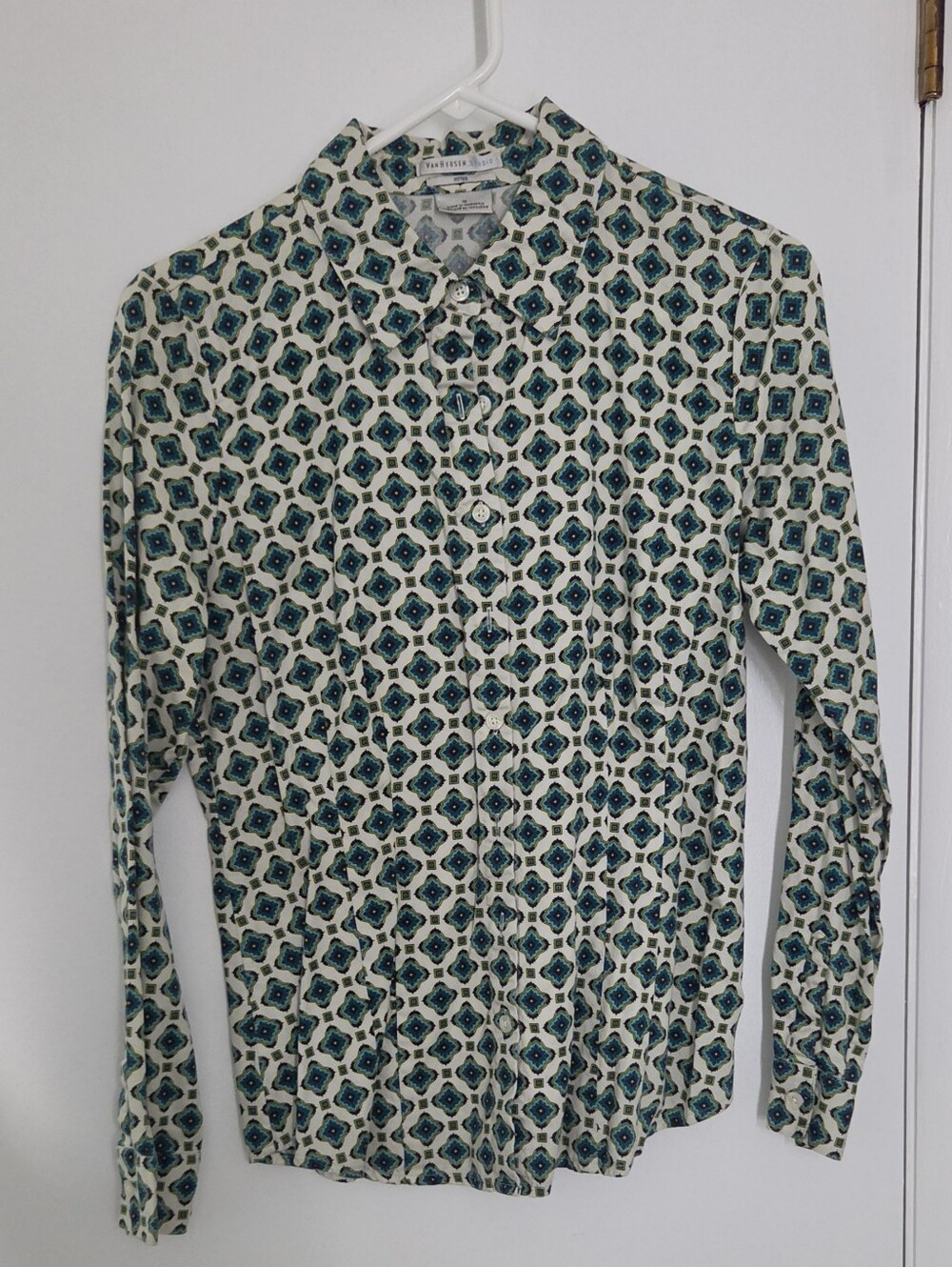 3 Long Sleeve Womens Geometric Print Button-Down Shirts